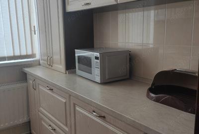 Apartament cu 3 camere decomandat în Moșilor - 2
