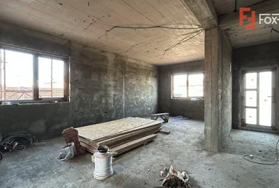 Duplex cu 4 camere cu Canalizare în Ghiroda - 1