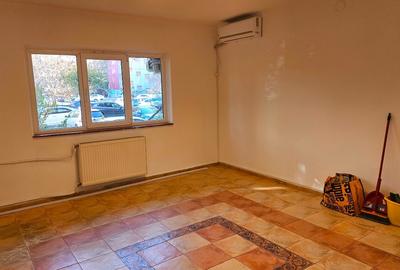 Gasoniera decomandata zona Prosper, 13 Septembrie - 1