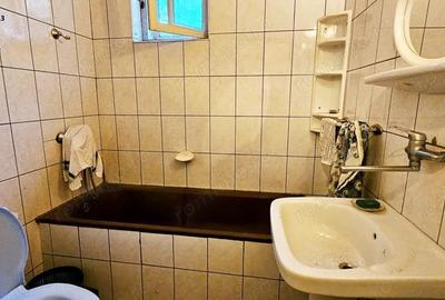 Casa tip duplex cu garaj, beci si crama, zona Carrefour- Piatra Neamt - 13