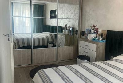 Apartament cu 3 camere decomandat în Palazu Mare - 3