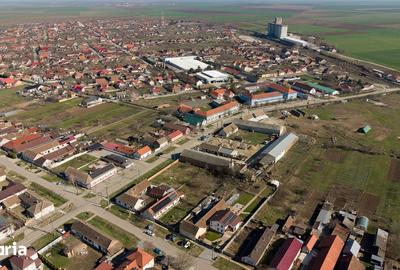 Casă cu 3 camere cu Canalizare în Central - 2