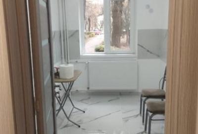 Apartament cu 2 camere decomandat în Trivale - 2