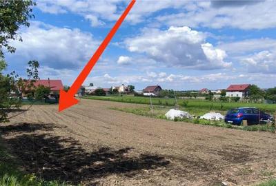 Teren intravilan de Luizi Calugara - 1