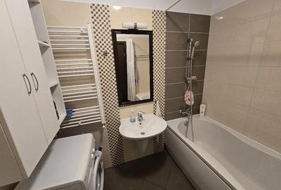 Apartament cu 2 camere decomandat în Baba Novac