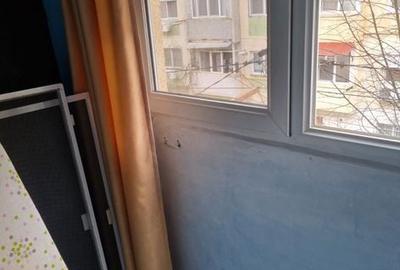Apartament cu 3 camere semidecomandat în Sud - 4