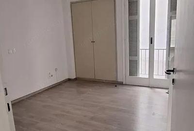 Spațiu comercial, de 70 mp, în Drumul Taberei