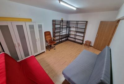 Apartament cu 3 camere decomandat în Dristor - 2