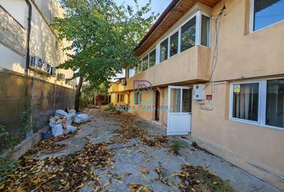 Casă cu 5 camere în Sisești