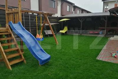 Casă cu Teren 300 Mp în Central - 1