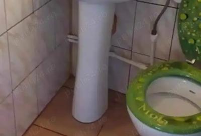 Vand 2 cladiri in Loc.Motatei jude?ul Dolj 29.000 EURO - 3