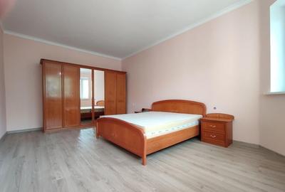 Oferim un apartament spre inchiriere cu 3 camere in zona Frunzisului - 4