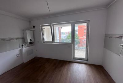 Apartament cu 2 camere, Metrou Berceni la 7 minute - 10