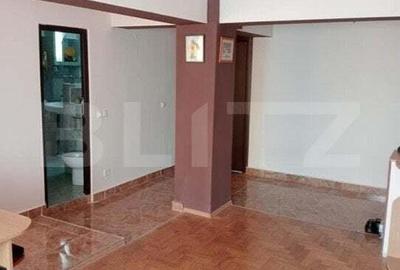 Apartament cu 4 camere decomandat în Micro 17 - 5