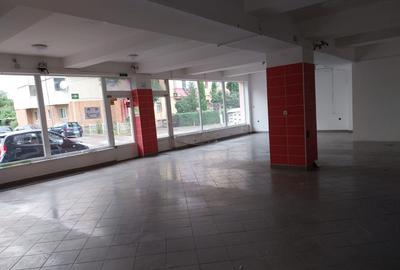 Spațiu comercial, de 140 mp, în Central - 2