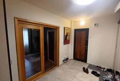 APARTAMENT 3 CAMERE, CANTA,ETAJ INTERMEDIAR