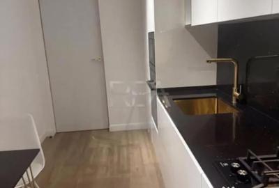Apartament cu 3 camere decomandat în Central - 2