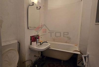 Apartament cu 3 camere decomandat în Alexandru cel Bun - 5