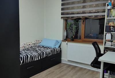 Trapezului, la metrou 1 Decembrie 1918, renovat complet, geam baie, centrala, - 1