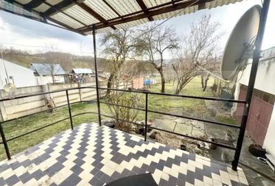 Casă cu 4 camere cu Teren 2770 Mp în Central - 7