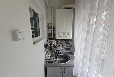 Garsonieră decomandată, mobilată în Micro IV - 8