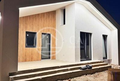 Casă cu 4 camere decomandat în Sântandrei - 3