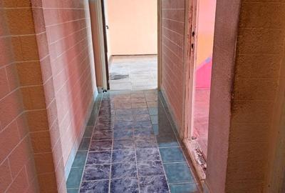 Apartament cu 3 camere semidecomandat în Central - 3