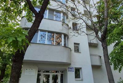 Garsonieră decomandată, mobilată în Vitan Mall - 10