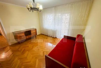 Apartament cu 4 camere semidecomandat în 22 Decembrie - 10