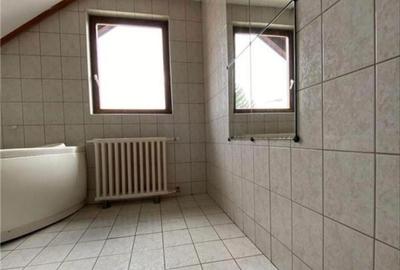 Casă cu 4 camere cu Teren 200 Mp în Elisabetin - 5