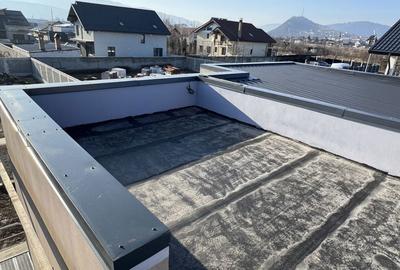 Casă cu 4 camere în Central - 1