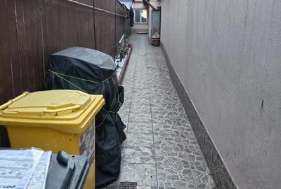 Casă cu 3 camere cu Teren 142 Mp în Tomis II - 2