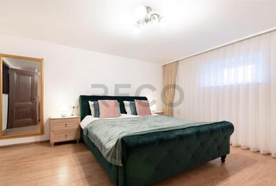 RECO . Studio Ultracentral . - 3