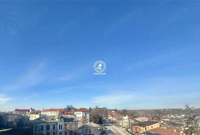 Apartament cu 3 camere decomandat în Independenței - 1