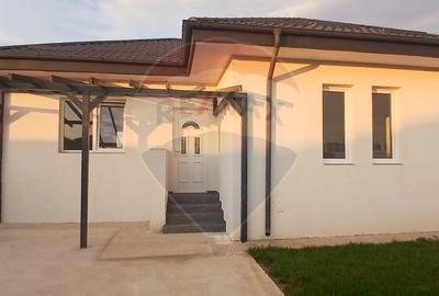 Casa individuala 3 camere teren 275 mp de vanzare in Crevedia - Buftea - 2