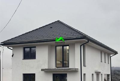 Casă cu 4 camere cu Teren 400 Mp în Șelimbăr - 2