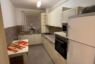 Apartament cu 2 camere decomandat în Central - 2
