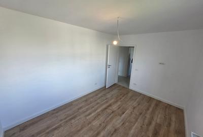 Apartament cu 2 camere decomandat în Titan - 4