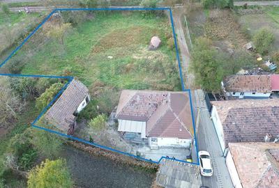 Casă cu 3 camere cu Teren 634 Mp în Axente Sever - 4