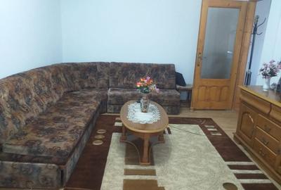 Apartament cu 2 camere decomandat în Calea București - 1