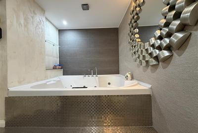 Apartament cu 4 camere decomandat în Herăstrău - 11