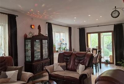 Casă cu 5 camere cu Teren 333 Mp în Central - 16