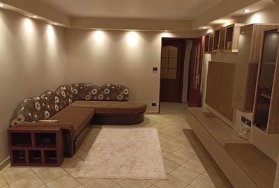 Apartament cu 2 camere decomandat în Nicolina - 2