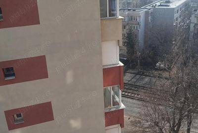 Apartament cu 3 camere semidecomandat în Alexandriei - 9