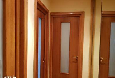 Apartament cu 4 camere decomandat în Stadion - 1