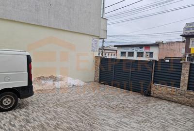 Spațiu comercial, de 360 mp, în Central - 19