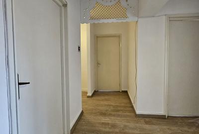 Apartament cu 3 camere decomandat în Cantemir - 5