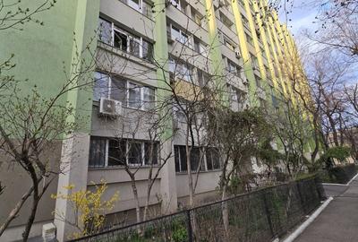 Apartament cu 2 camere decomandat, mobilat în P-ța Unirii - 17