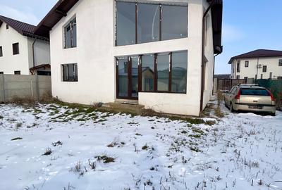 Casă individuală cu 5 camere cu Teren 380 Mp în Berceni - 3