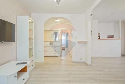 Apartament cu 3 camere decomandat, mobilat în Central - 3